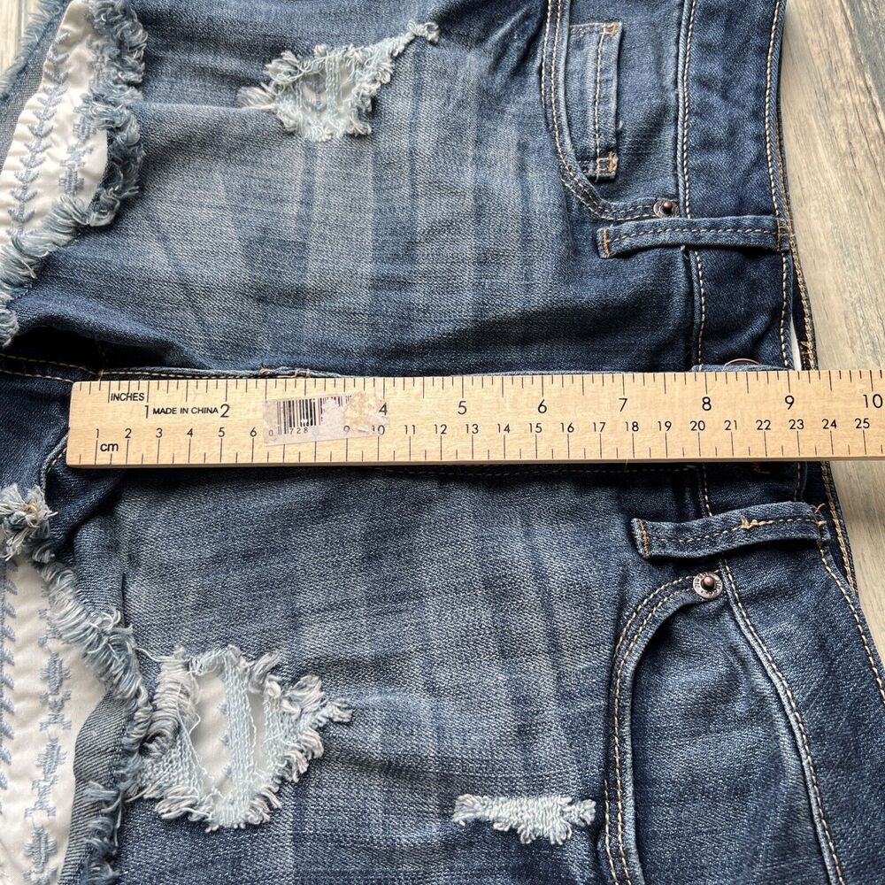 Mudd Junior Womens Shorts Size 5 Stretch Denim Jean Mid Rise Distressed Blue - Picture 9 of 11